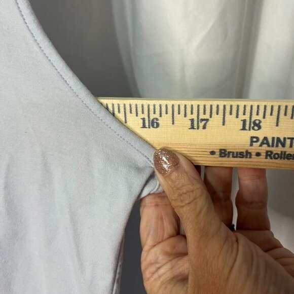 Under Armour Women’s Medium HeatGear Loose Tank Top – Blue Mountain Print - Picture 7 of 7